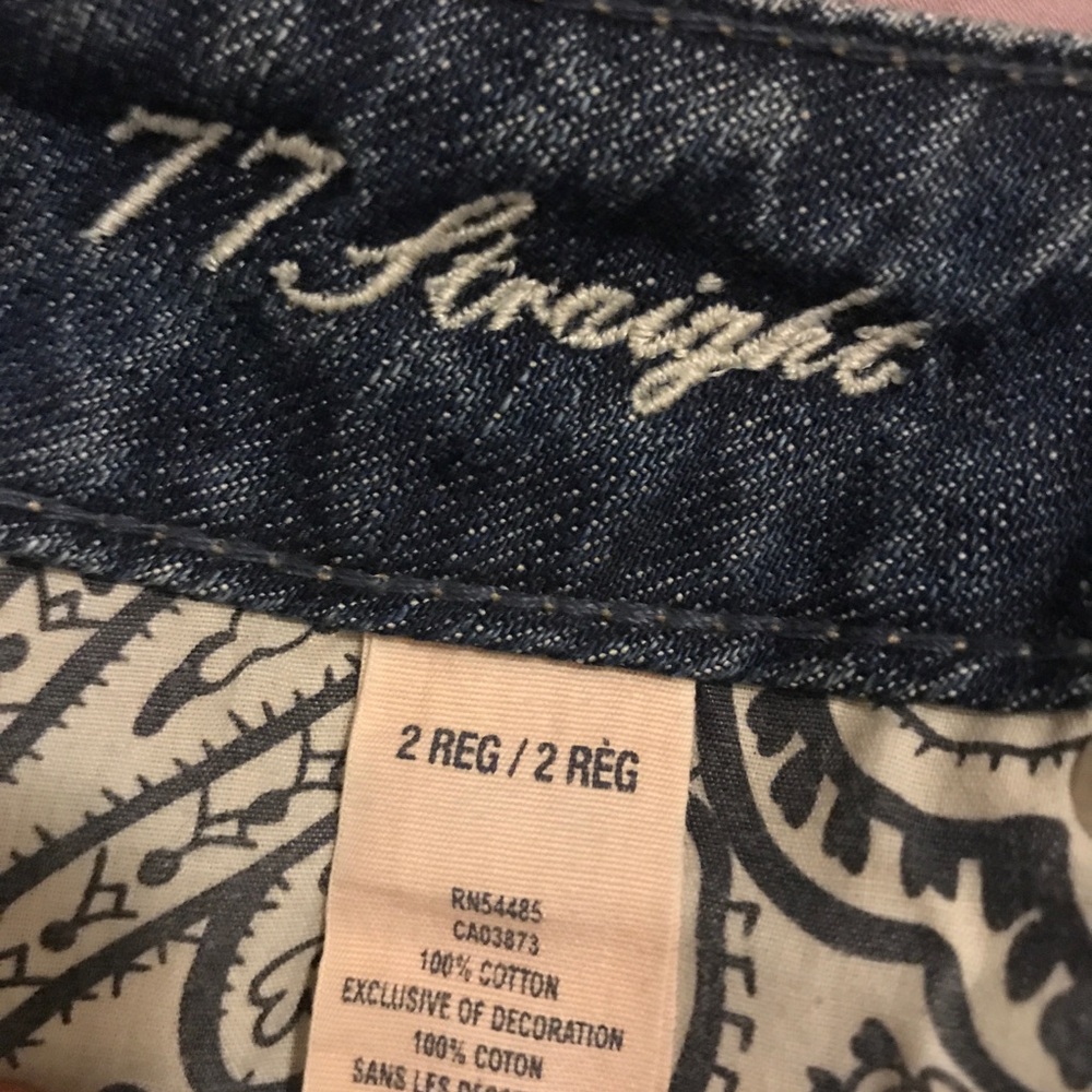 American Eagle Distressed Straight Jeans - Picture 5 of 5